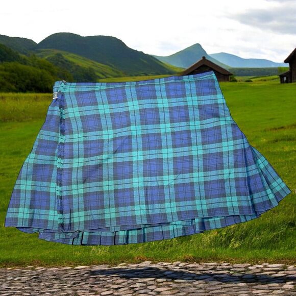 Black Watch Tartan Plaid Kilt, Handmade, Signed by Kiltmaker, Medium-Heavyweight - Picture 1 of 10